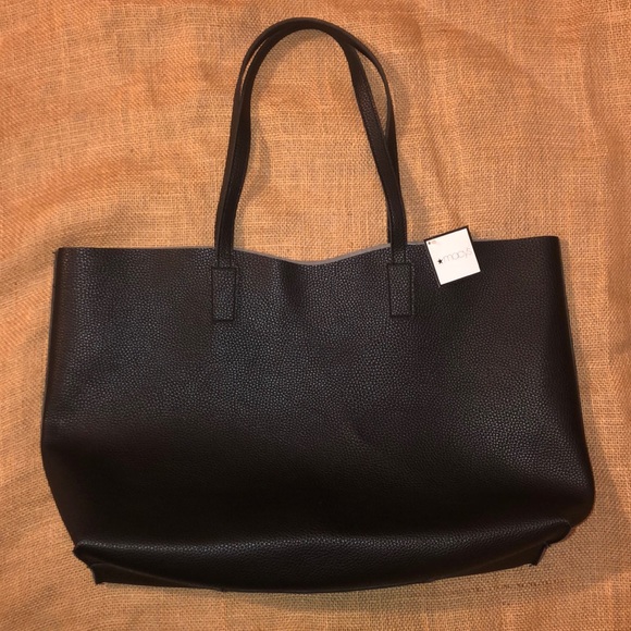 Macy's Handbags - ✨Macy’s Leather Totebag